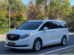北京别克GL8摄影用车哪家更稳？外景突发